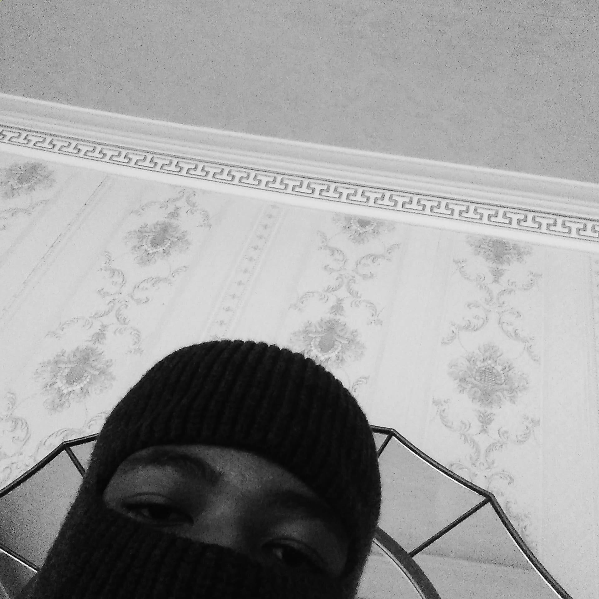 Релиз Black and White