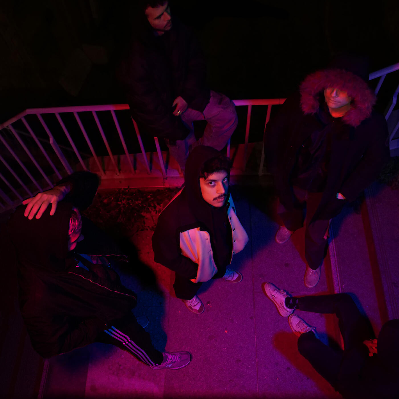 Релиз El Baile