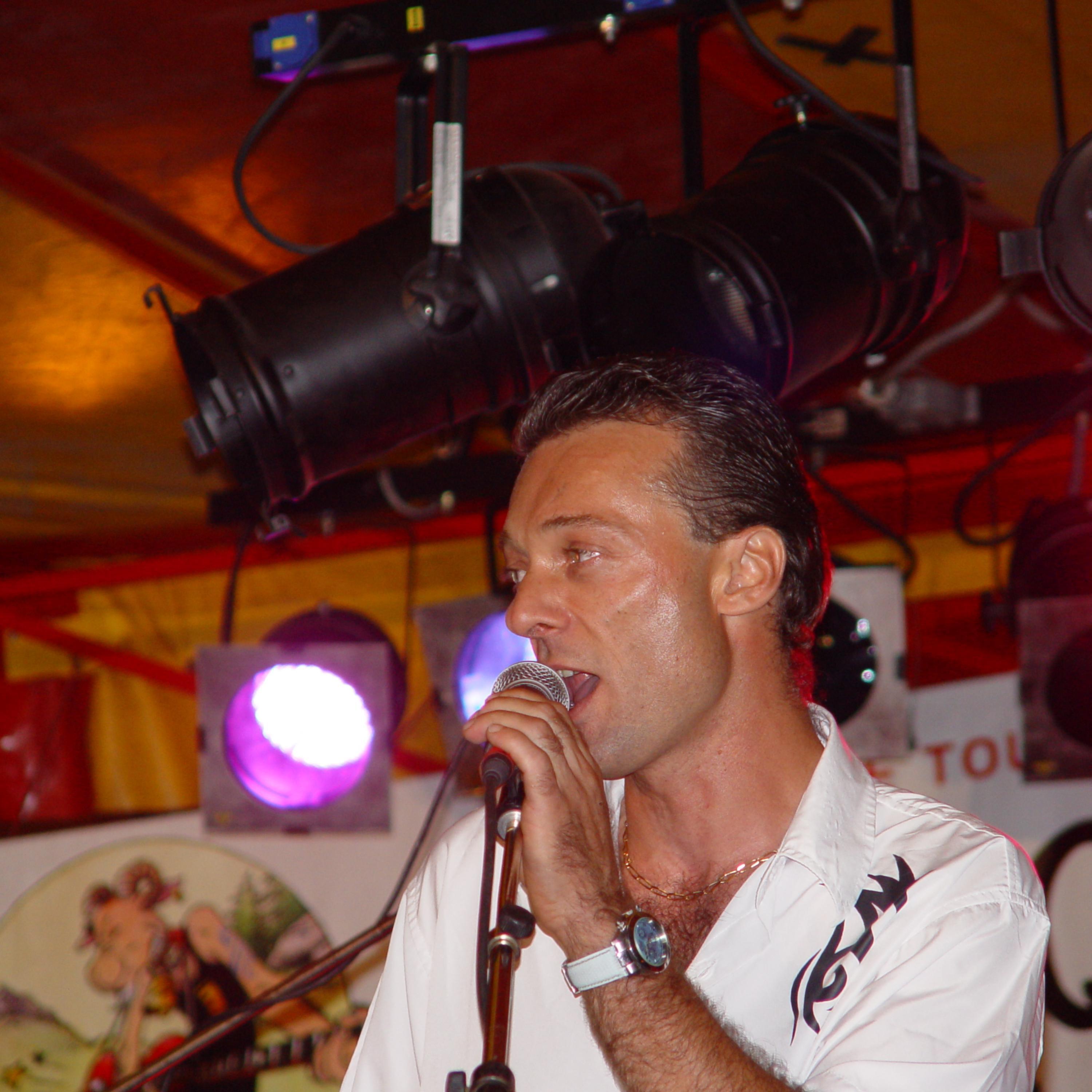 Релиз Elle dessine