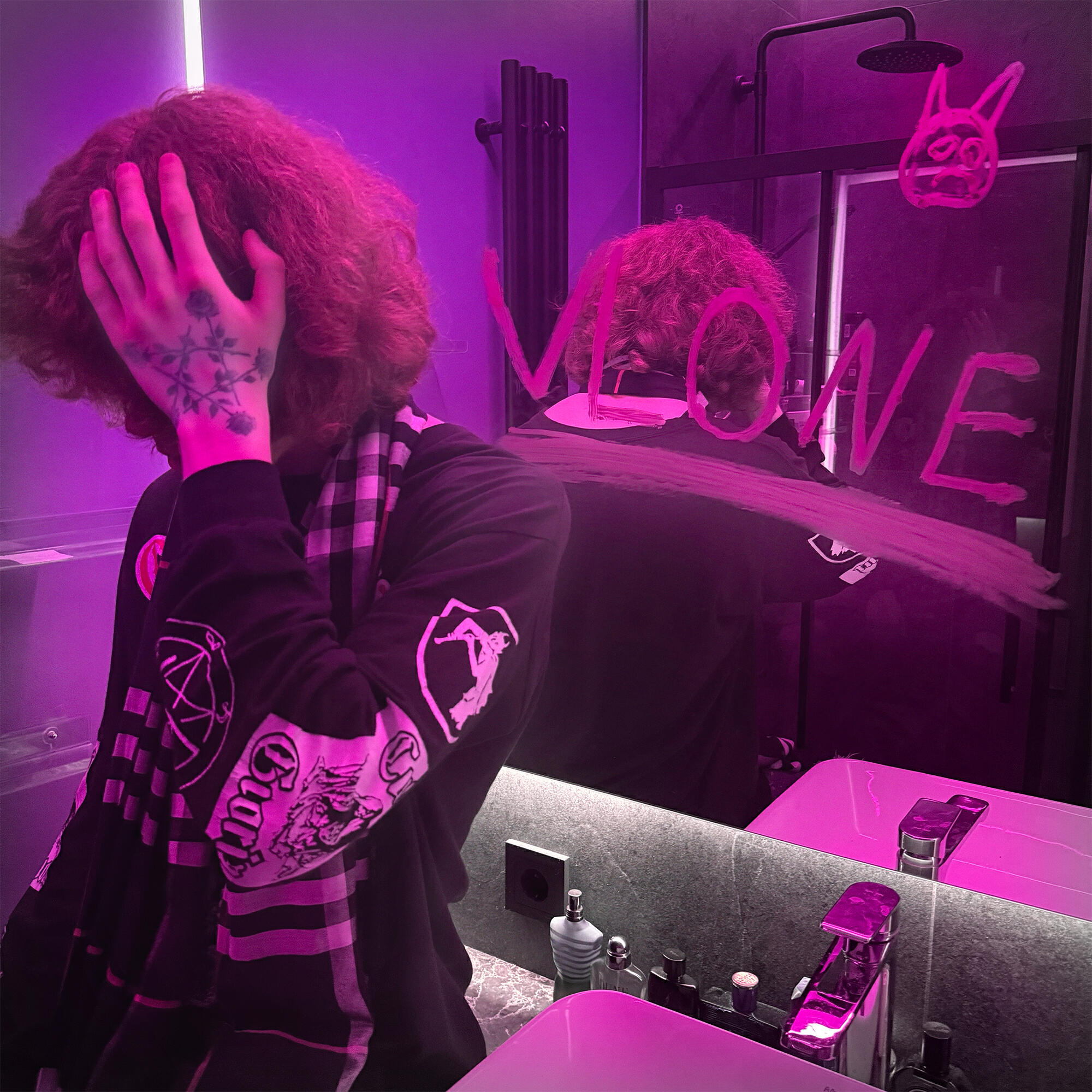 Релиз VLONE