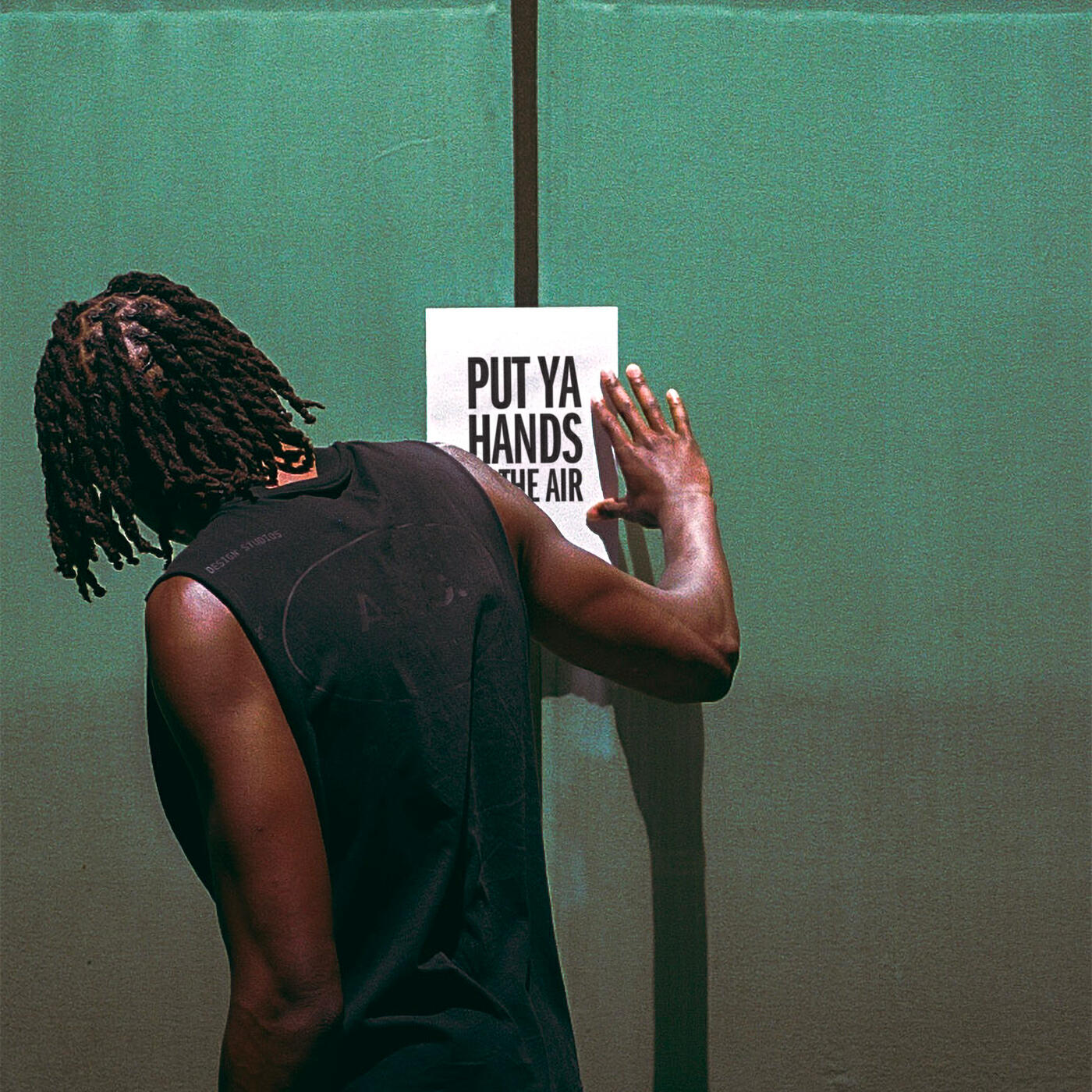 Релиз put ya hands in the air