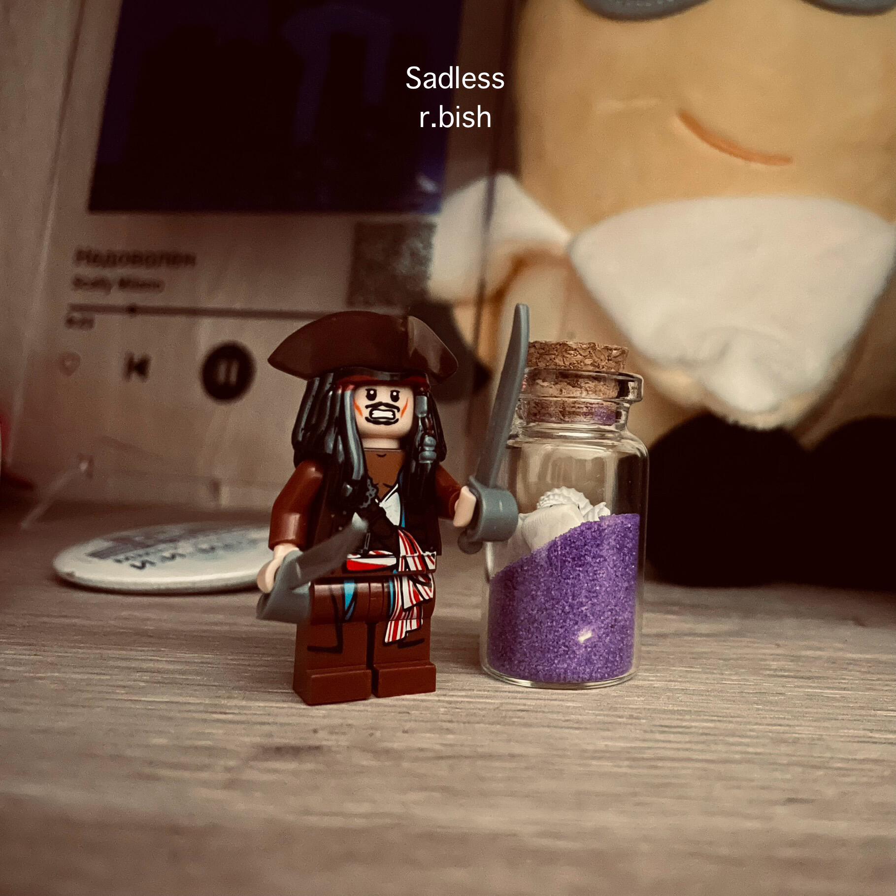 Релиз Sadless