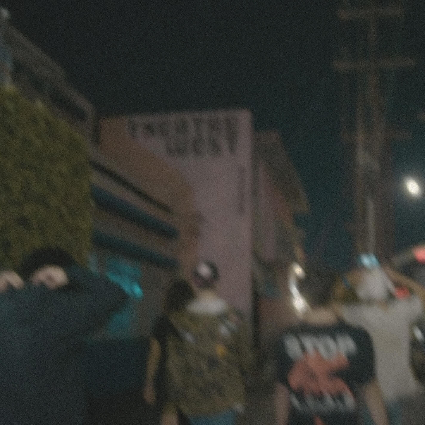 Релиз throw ur life away