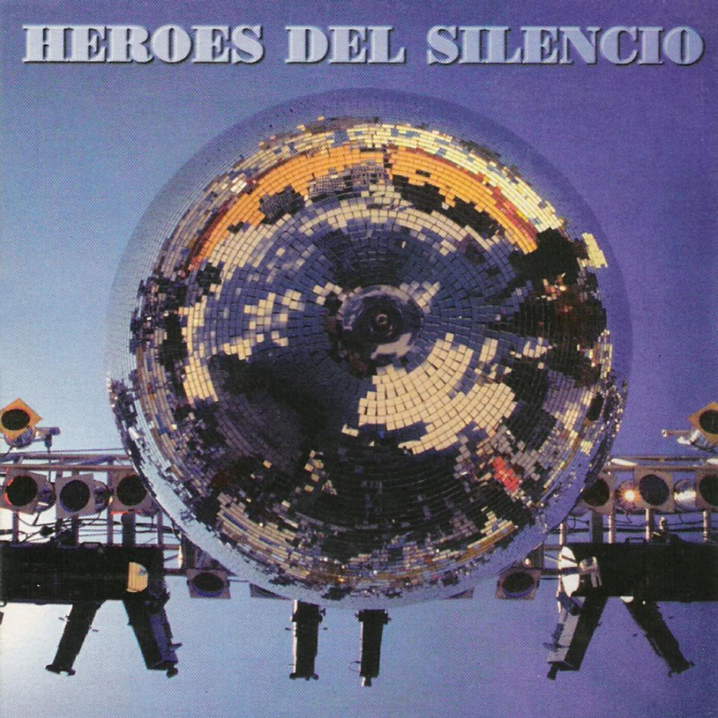 Релиз Con nombre de guerra / Héroe de leyenda