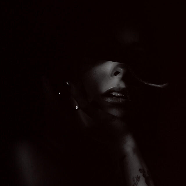 Релиз Bad Bitch