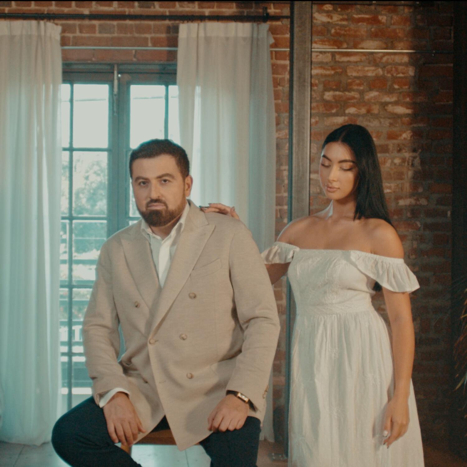 Релиз Aghjik es Es Dari