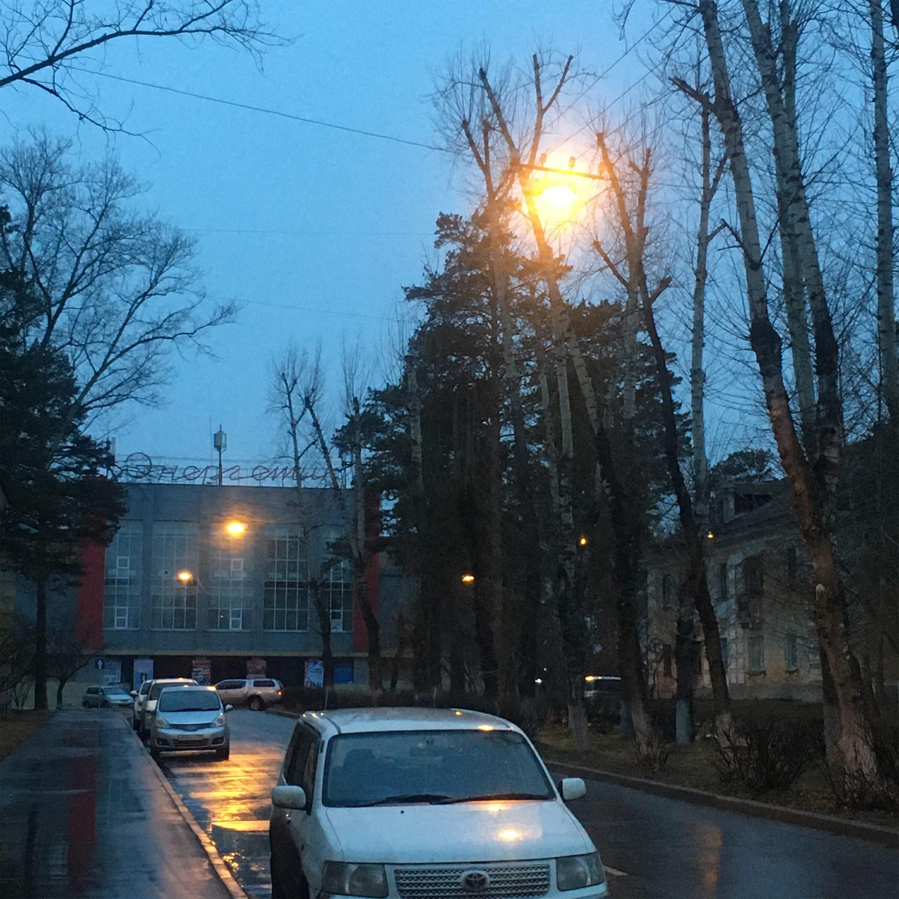 Релиз Еле-еле