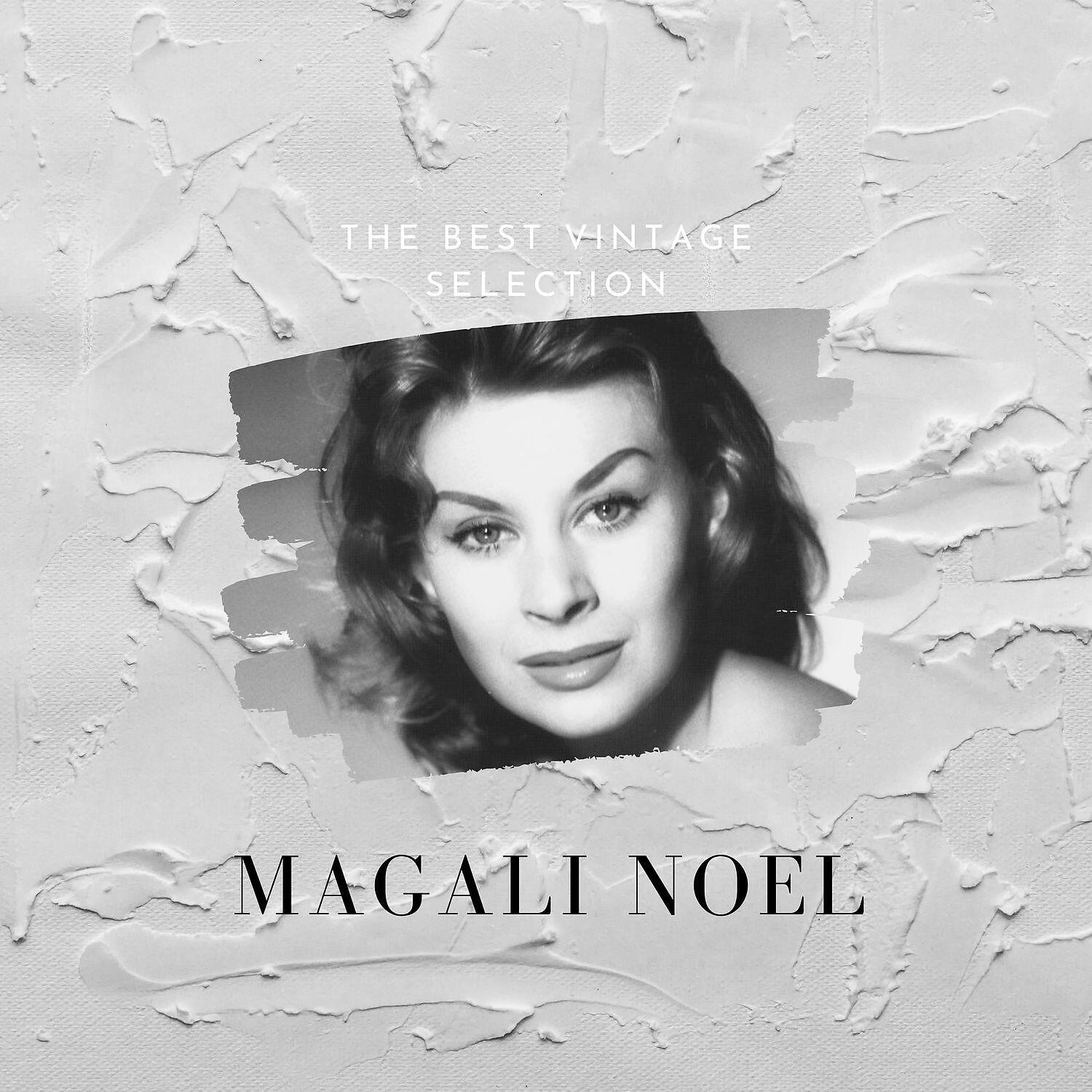  Magali Noel