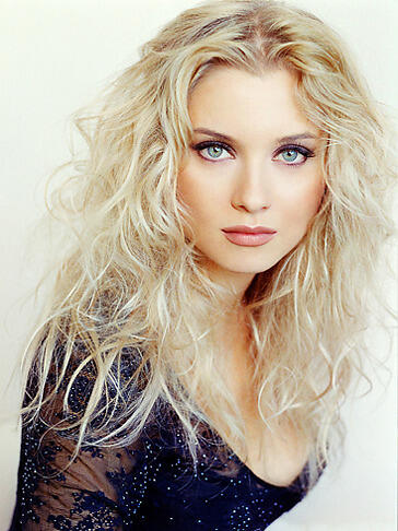 Лена Ленина