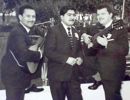 Los Troveros Criollos