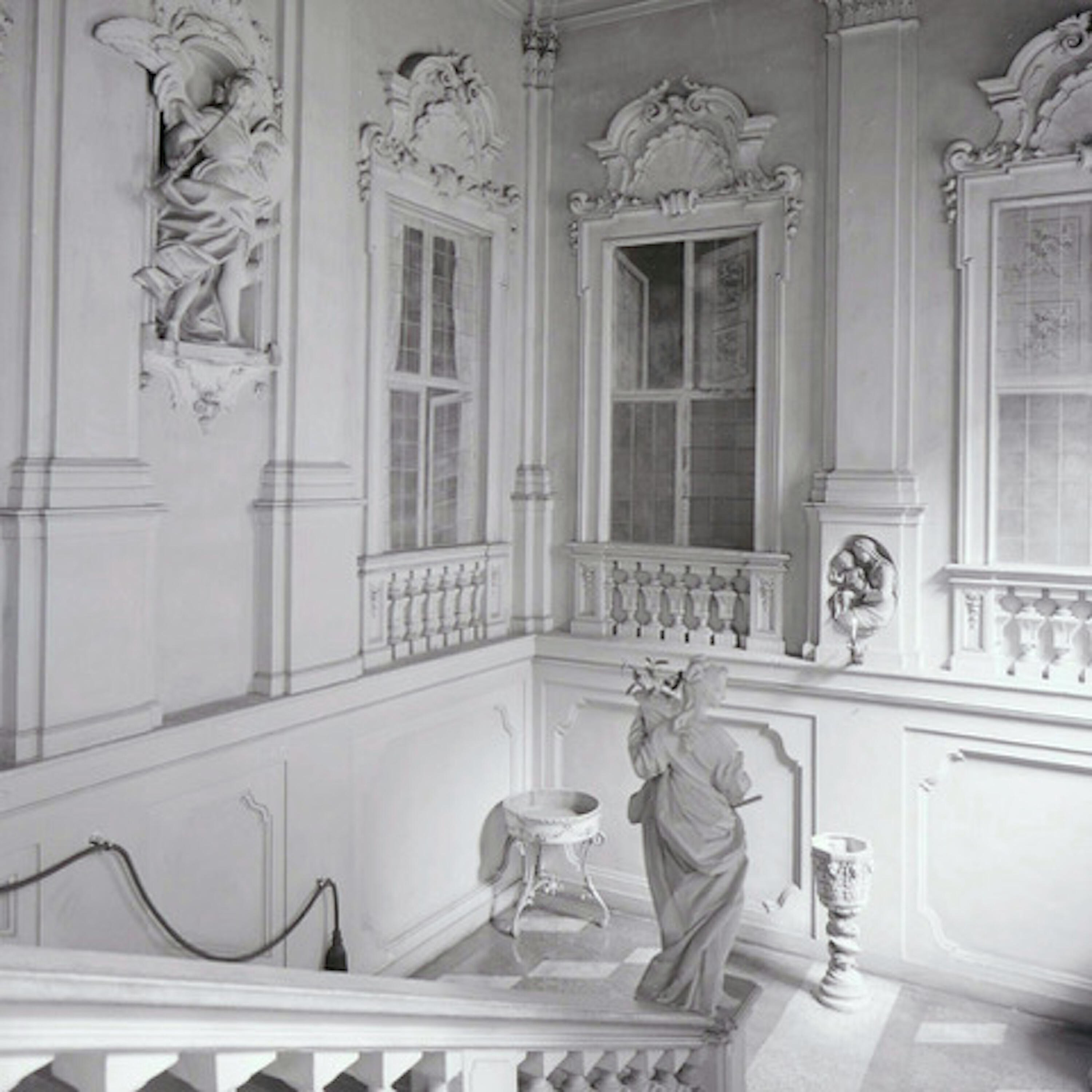 Релиз Love Writes Itself