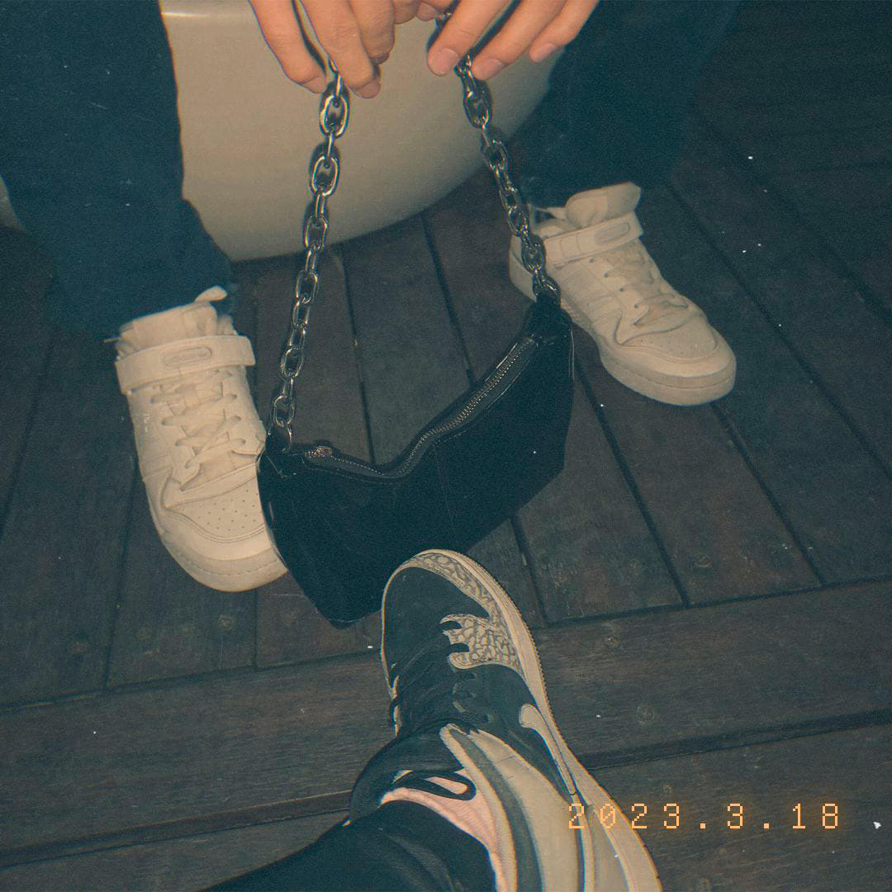 Релиз Take My Hands
