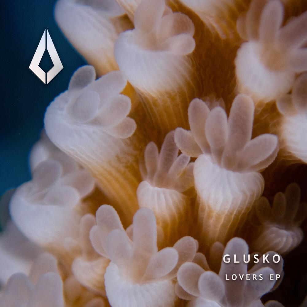 Релиз Lovers