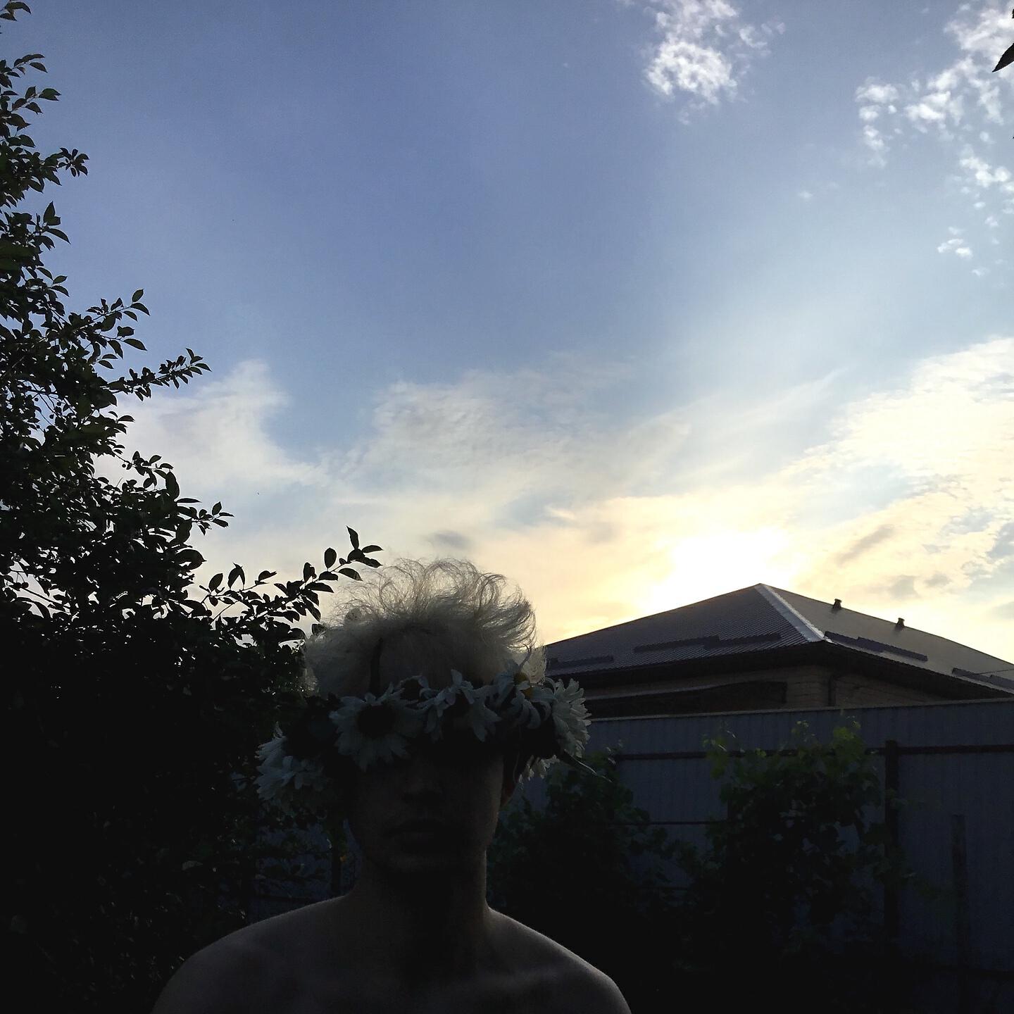 Релиз цветы тебе к лицу