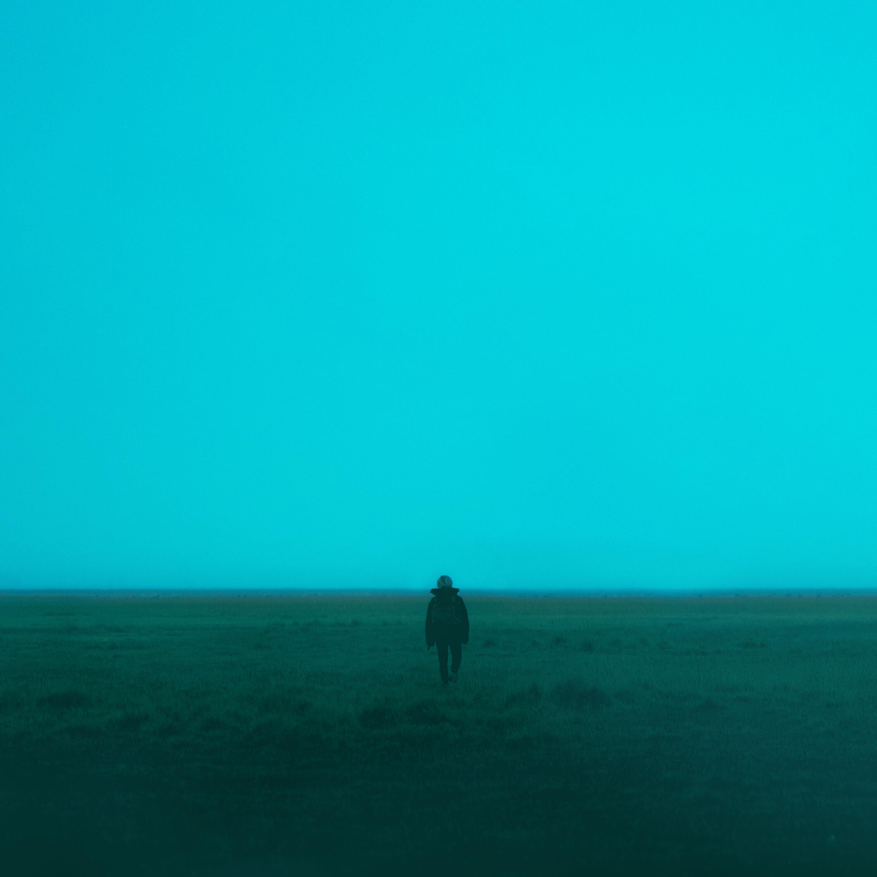 Релиз Slowly Driving In The Dark
