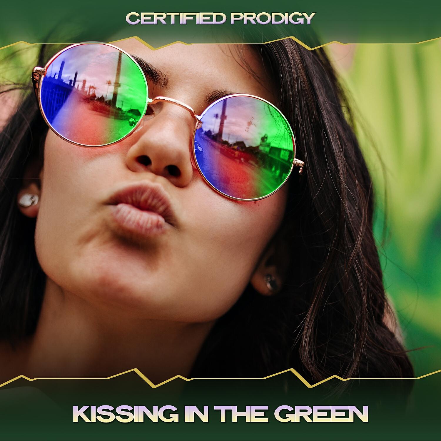 Релиз Kissing in the Green