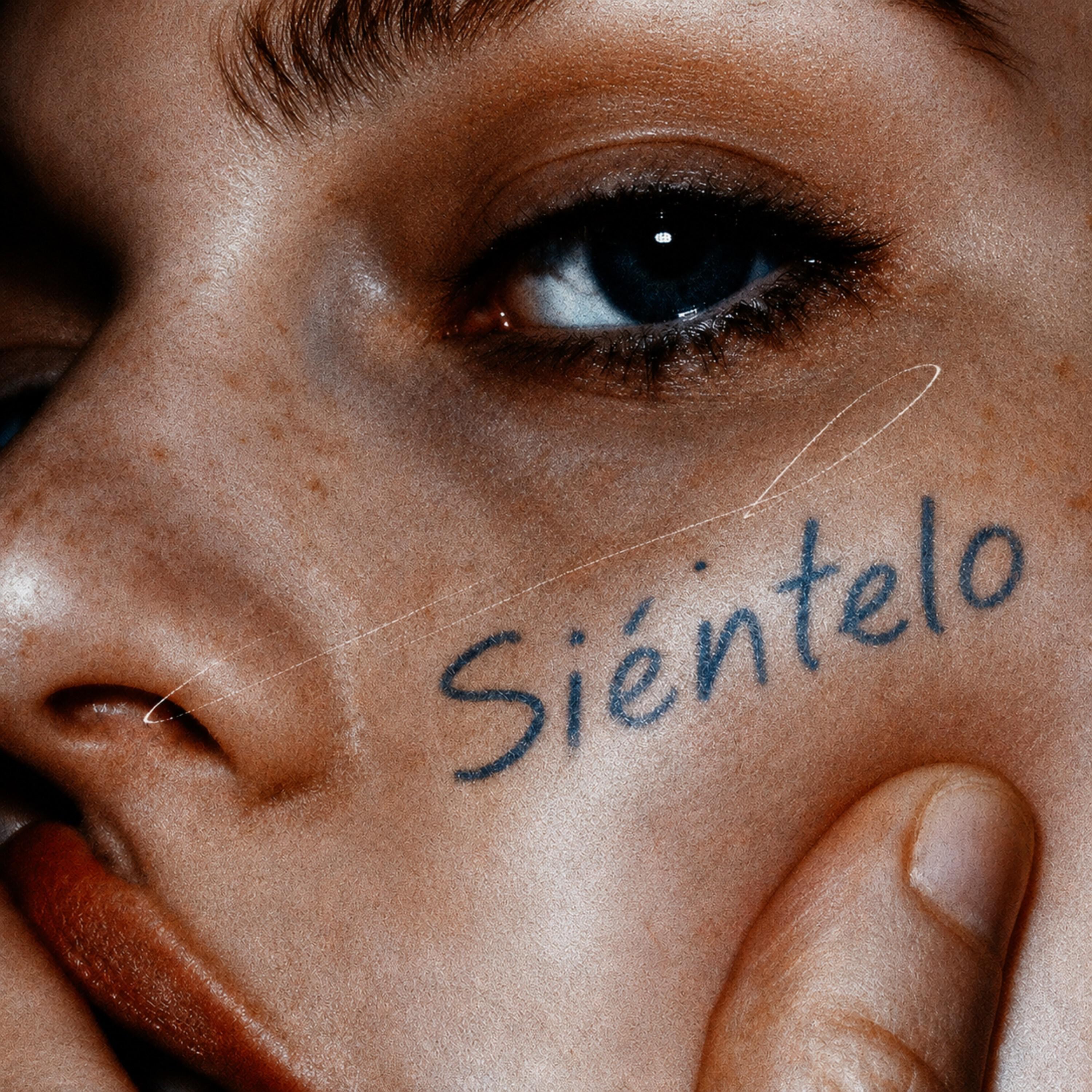 Релиз Siéntelo