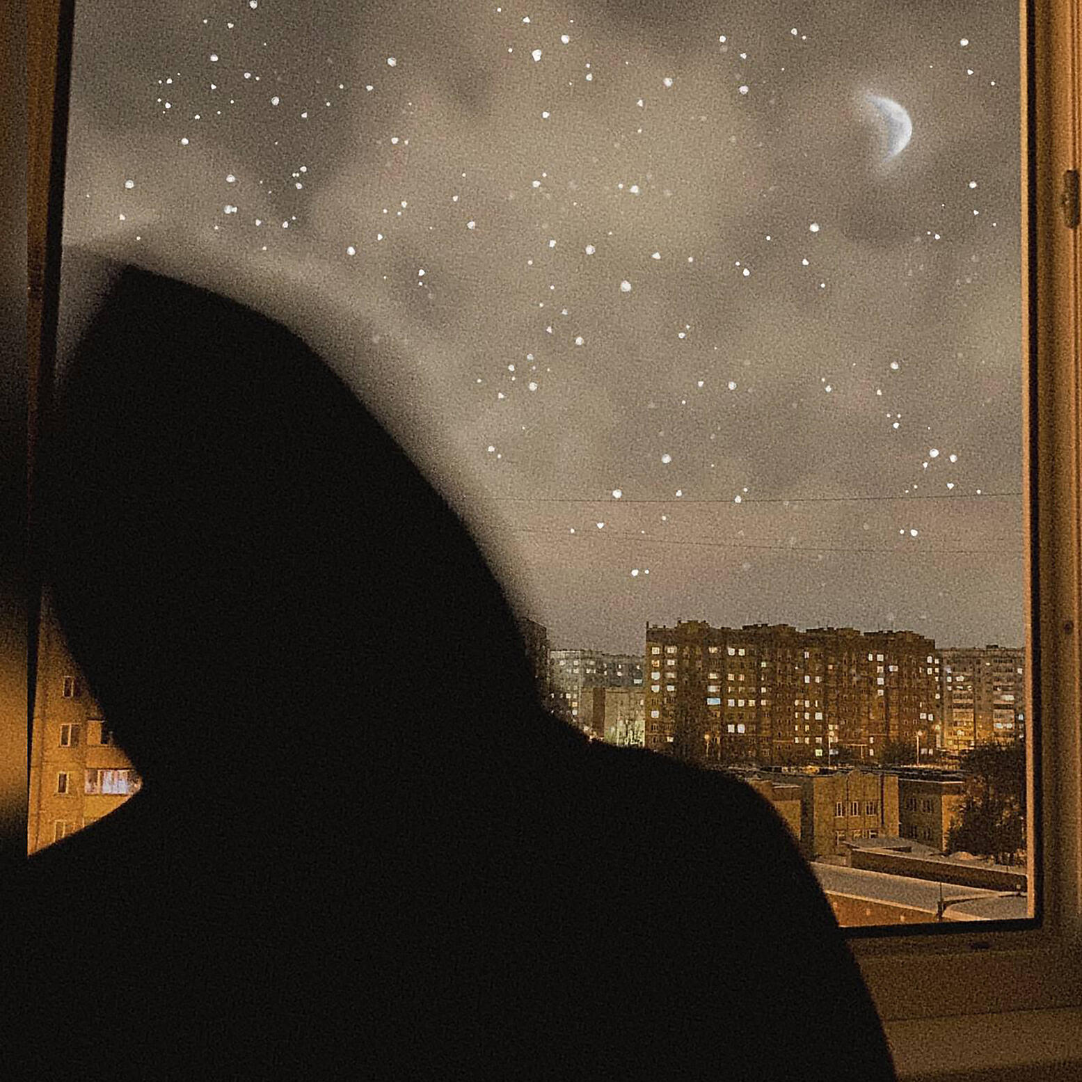 Релиз где она живёт