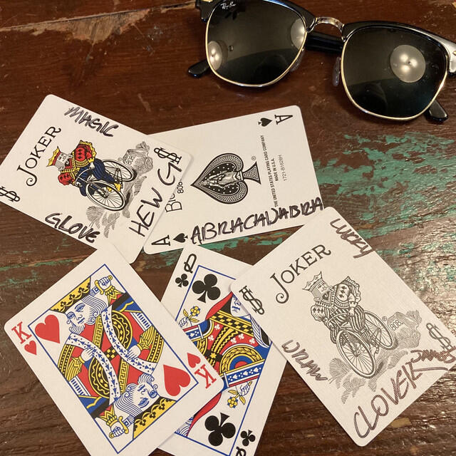 Релиз Abracadabra (feat. Clover Jamez)