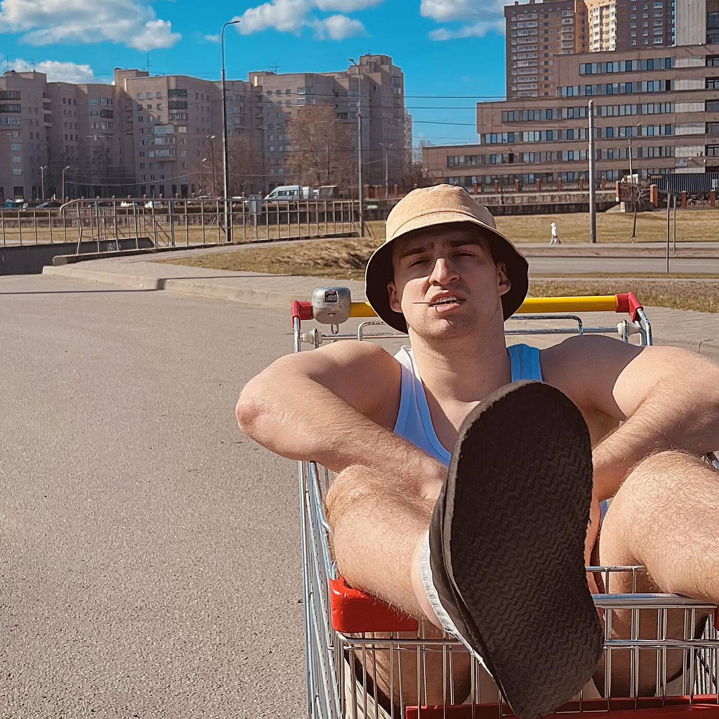 Релиз Всем мало