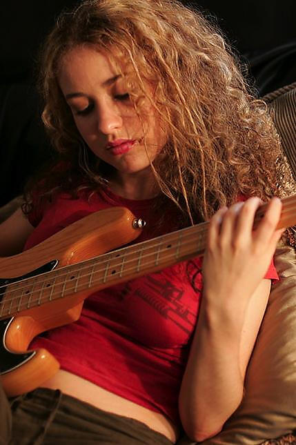 Tal Wilkenfeld