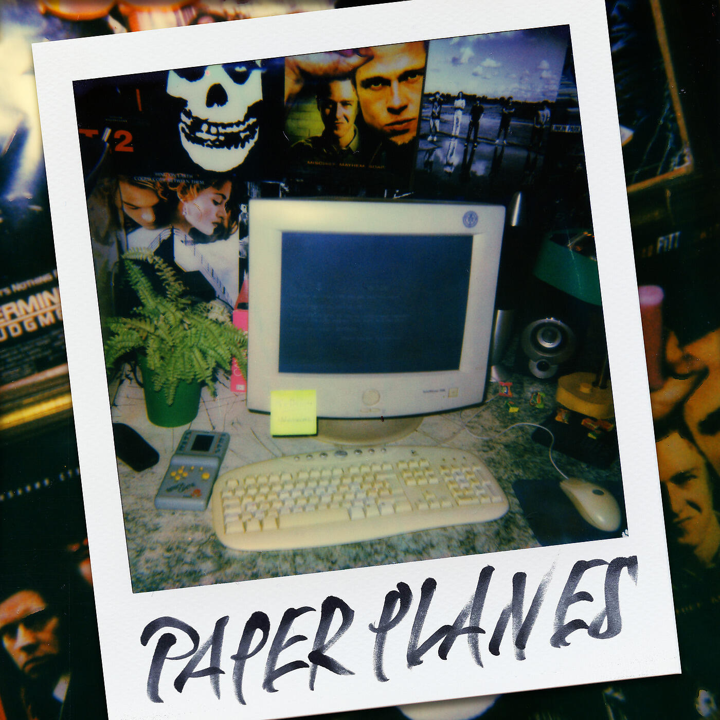 Релиз Paper Planes