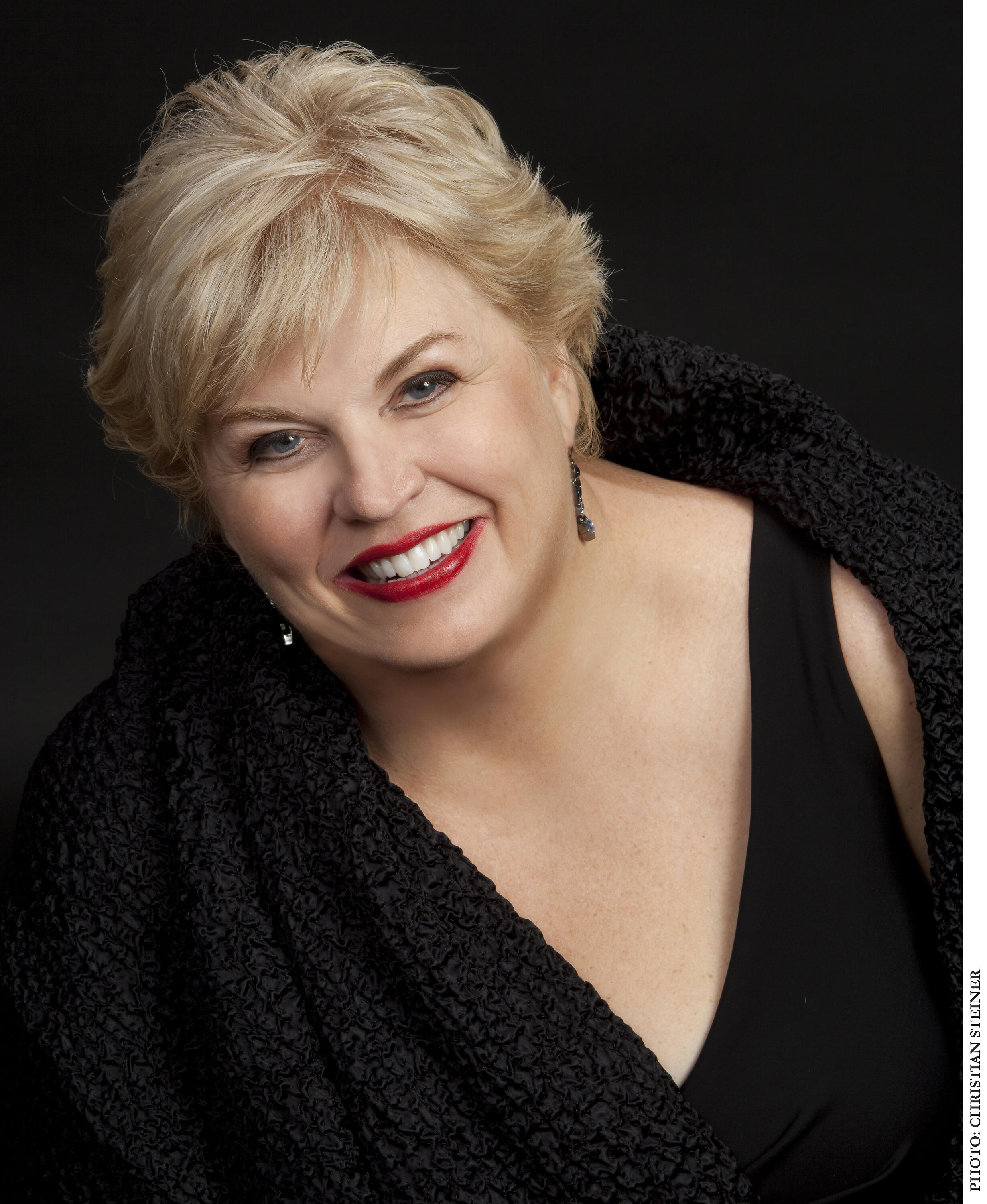 Christine Brewer все песни в mp3