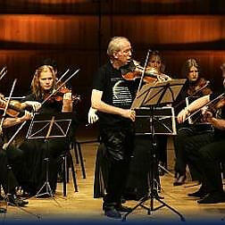 Kremerata Baltica, Gidon Kremer