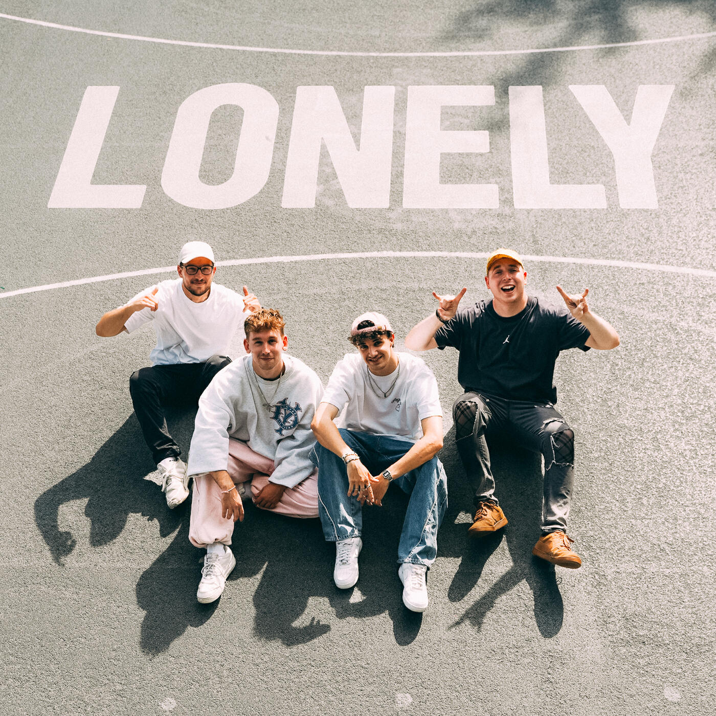 Релиз LONELY