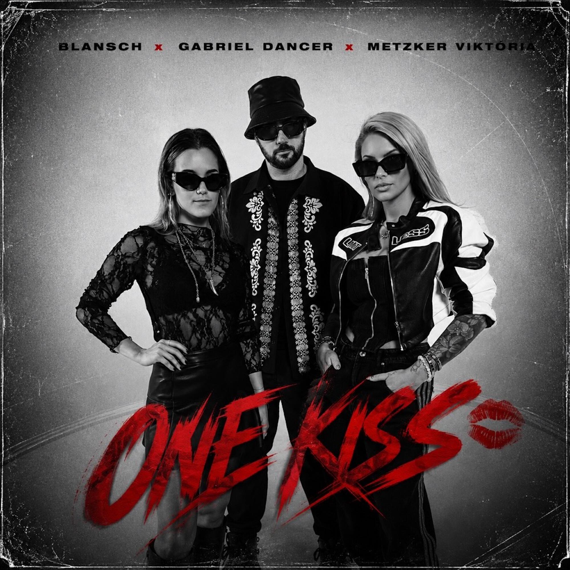 Релиз ONE KISS