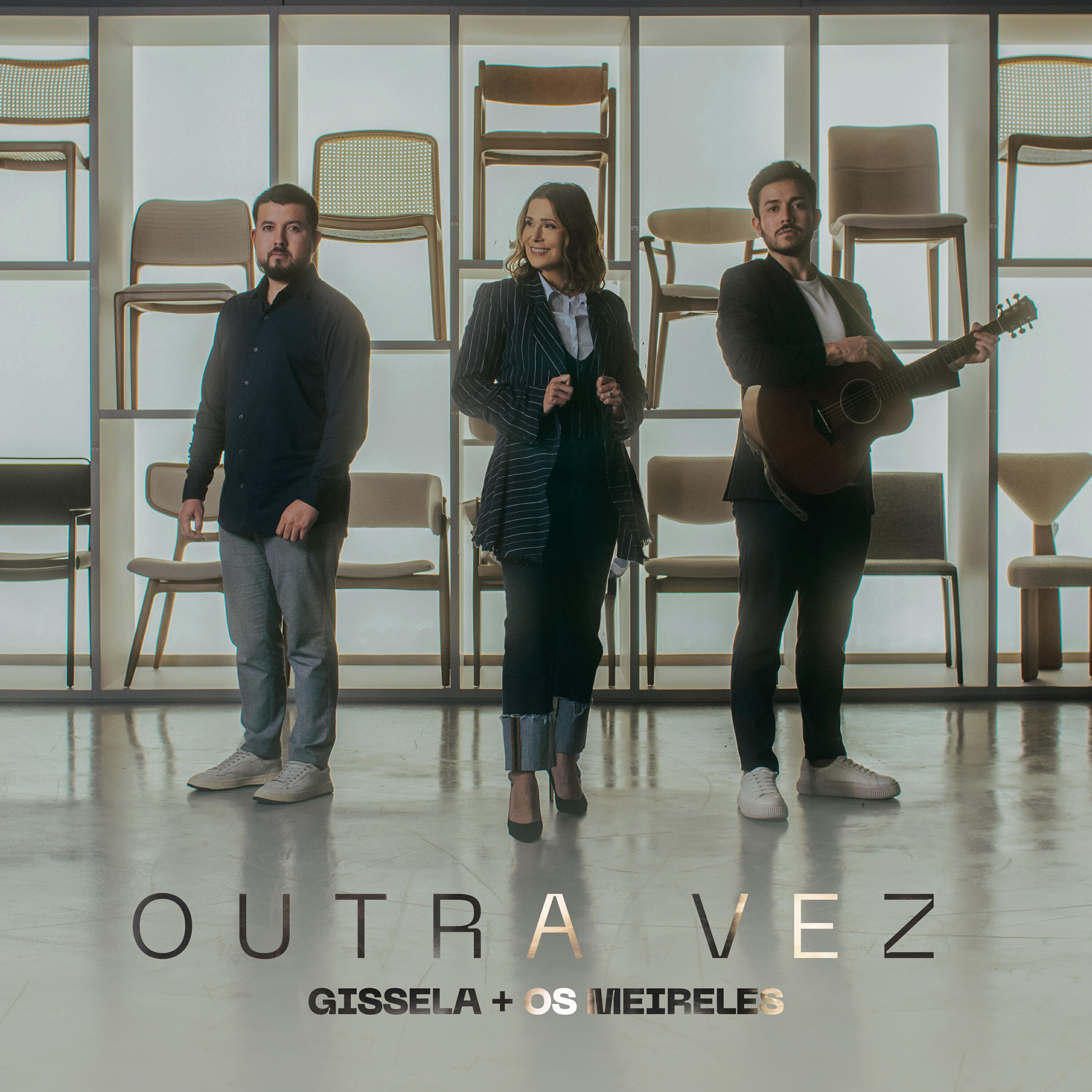 Релиз Outra Vez