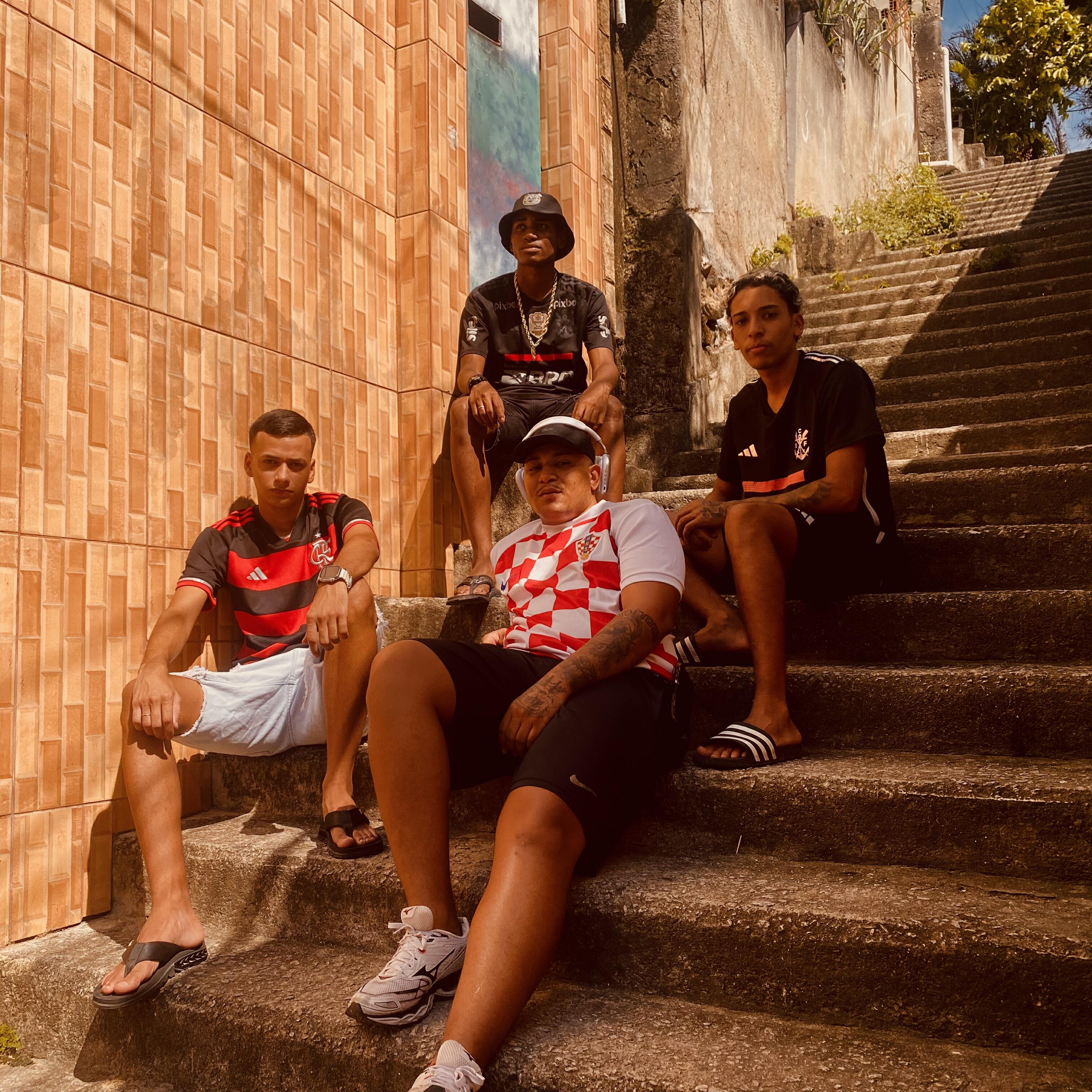 Релиз Camisa de Time