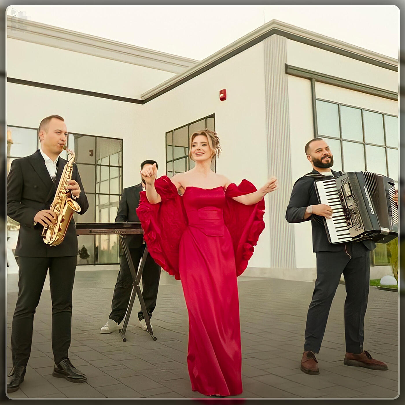 Релиз Surorile Mele