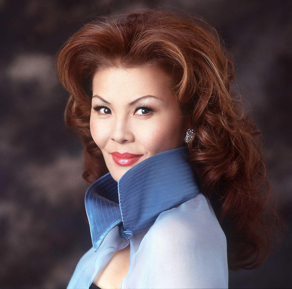 Hei-Kyung Hong все песни в mp3