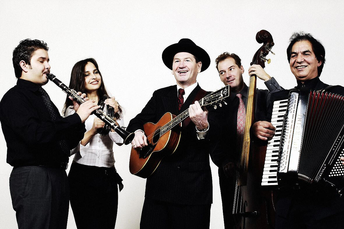 Wiener Tschuschenkapelle все песни в mp3