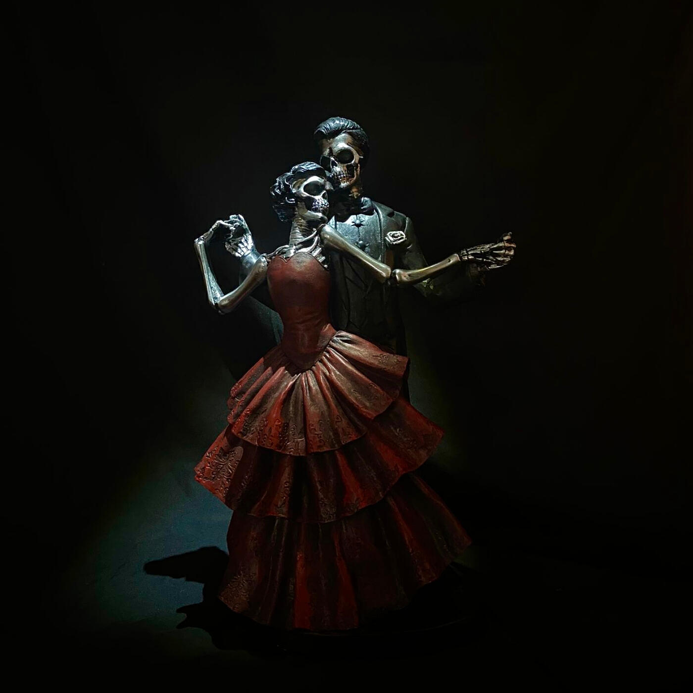 Релиз In Love with a Ghost