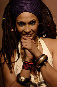 Amparo Velasco "La Negra"