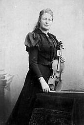 Amanda Rontgen-Maier