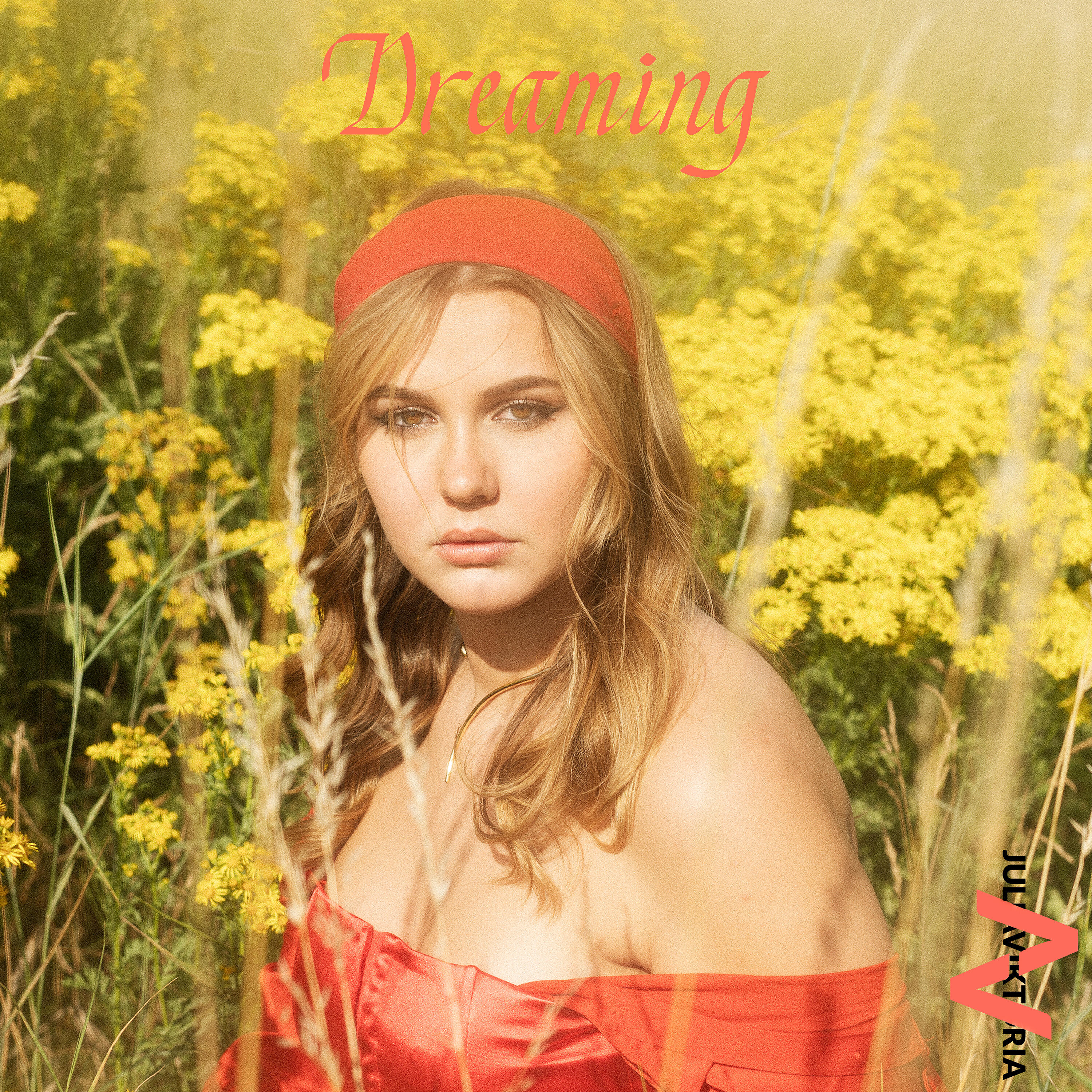 Релиз Dreaming