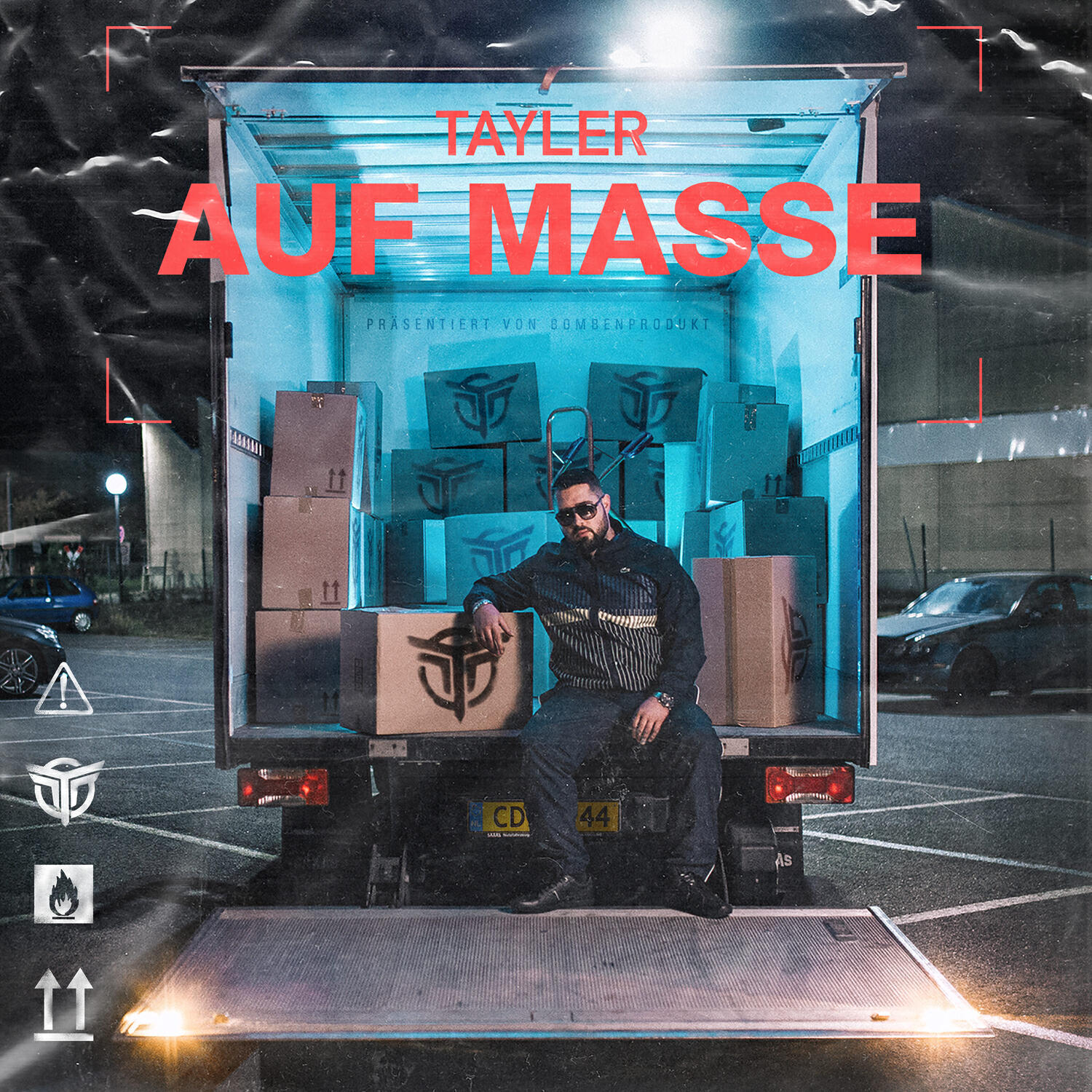 Релиз Auf Masse