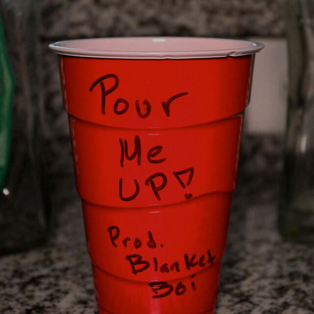 Трек POUR ME UP