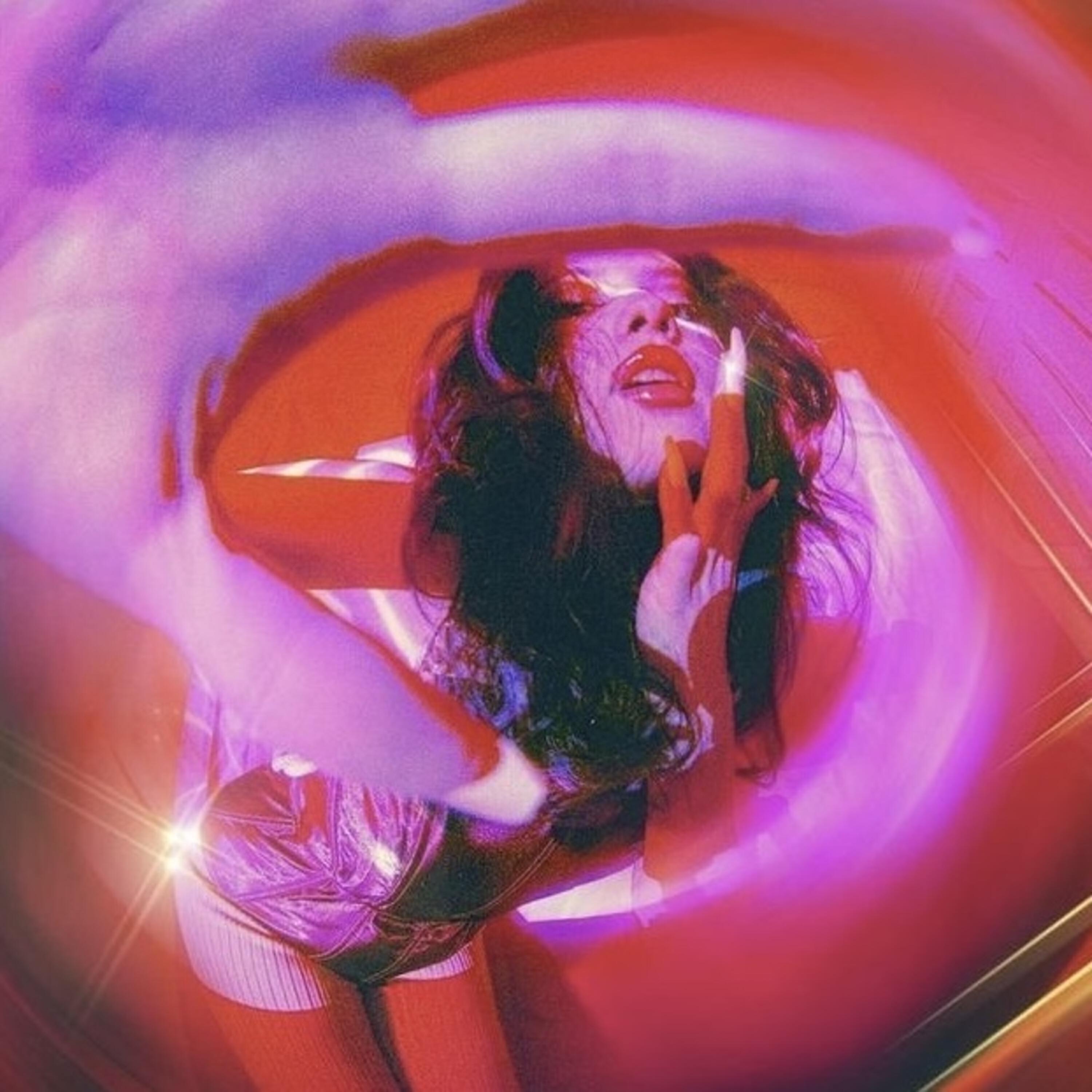 Релиз Lovestruck