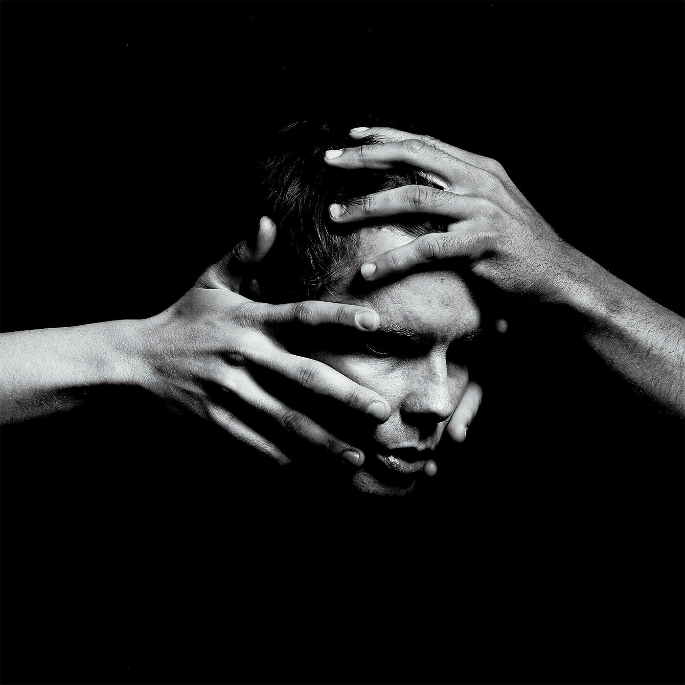 Релиз Shiver