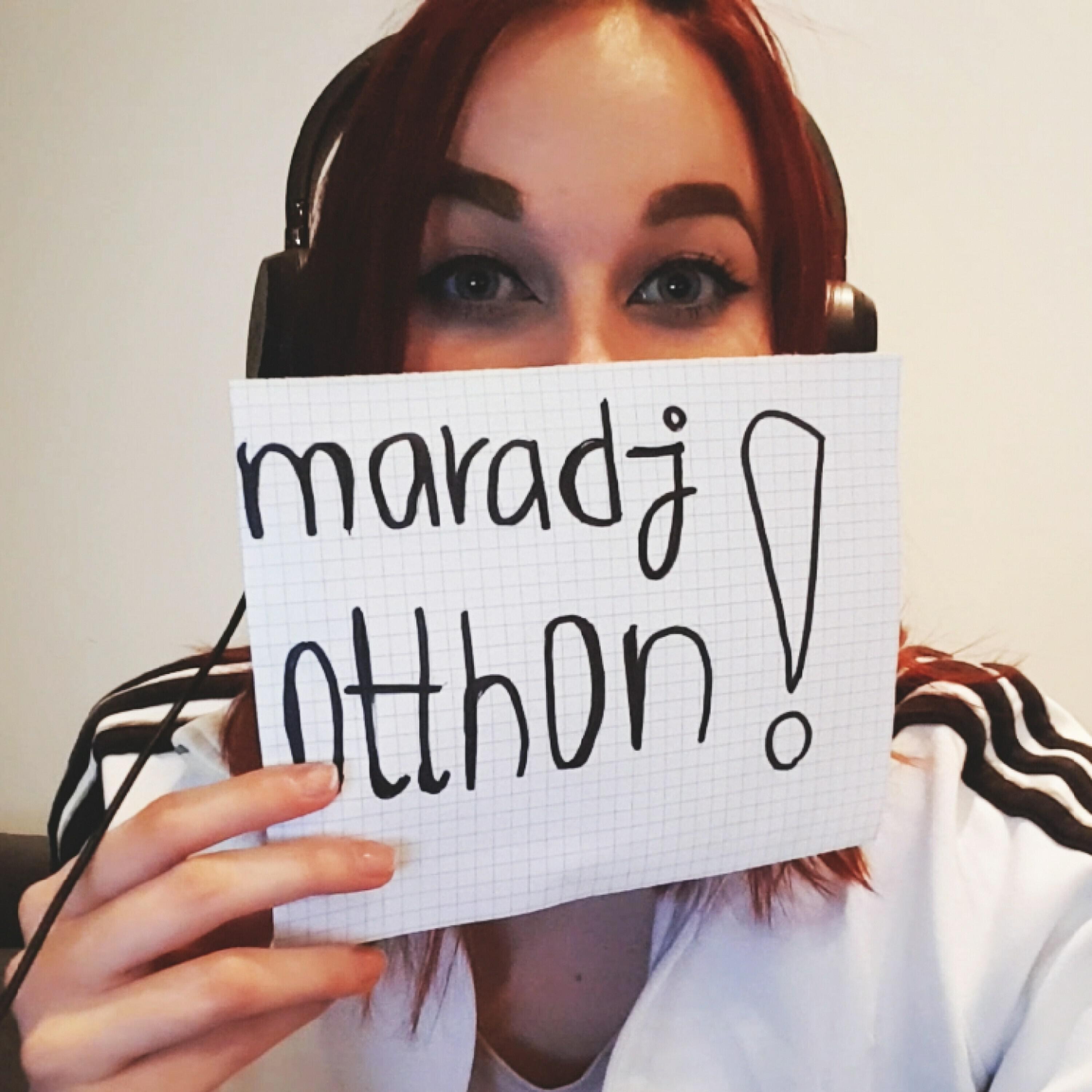 Релиз Maradj velem otthon