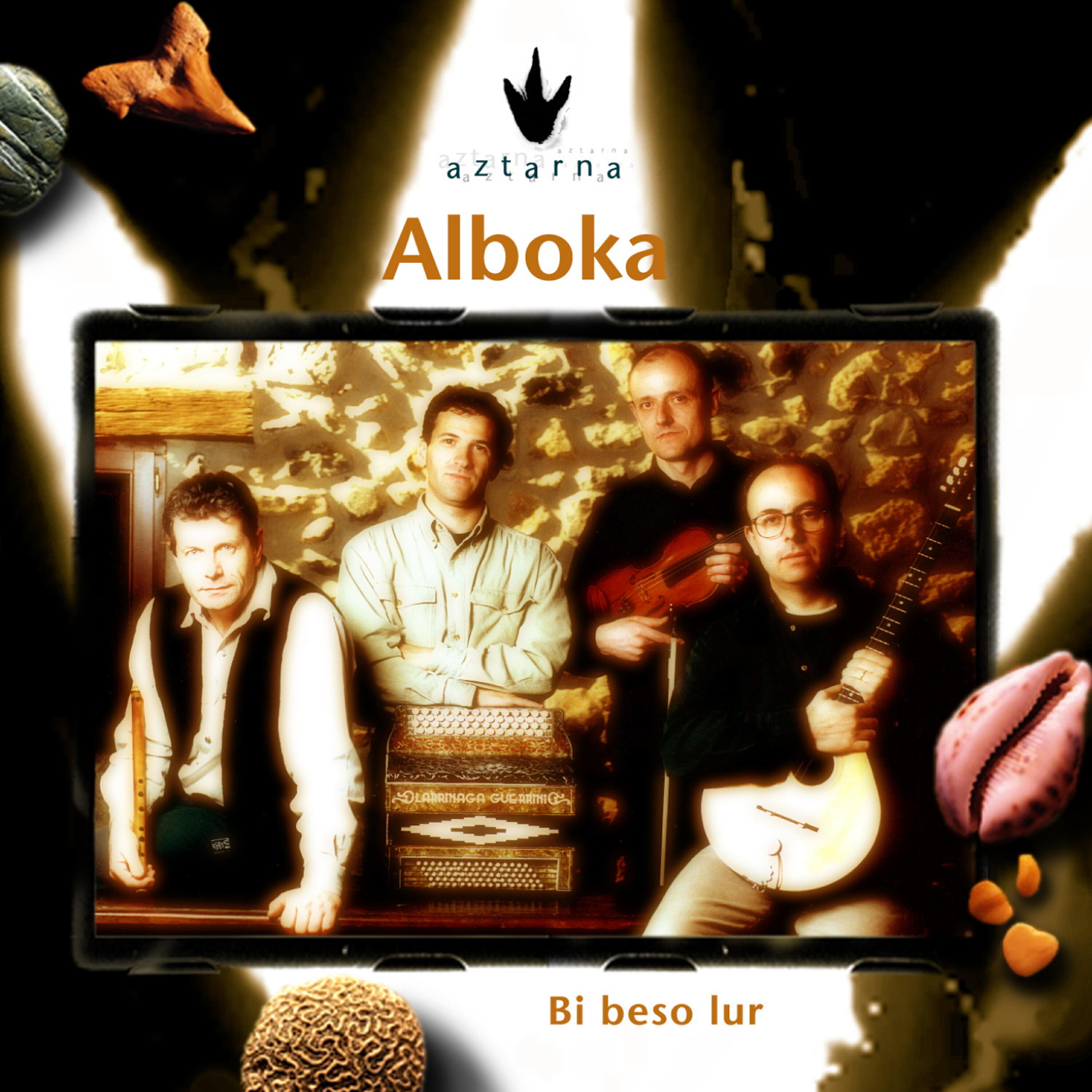 Постер альбома Bi Beso Lur