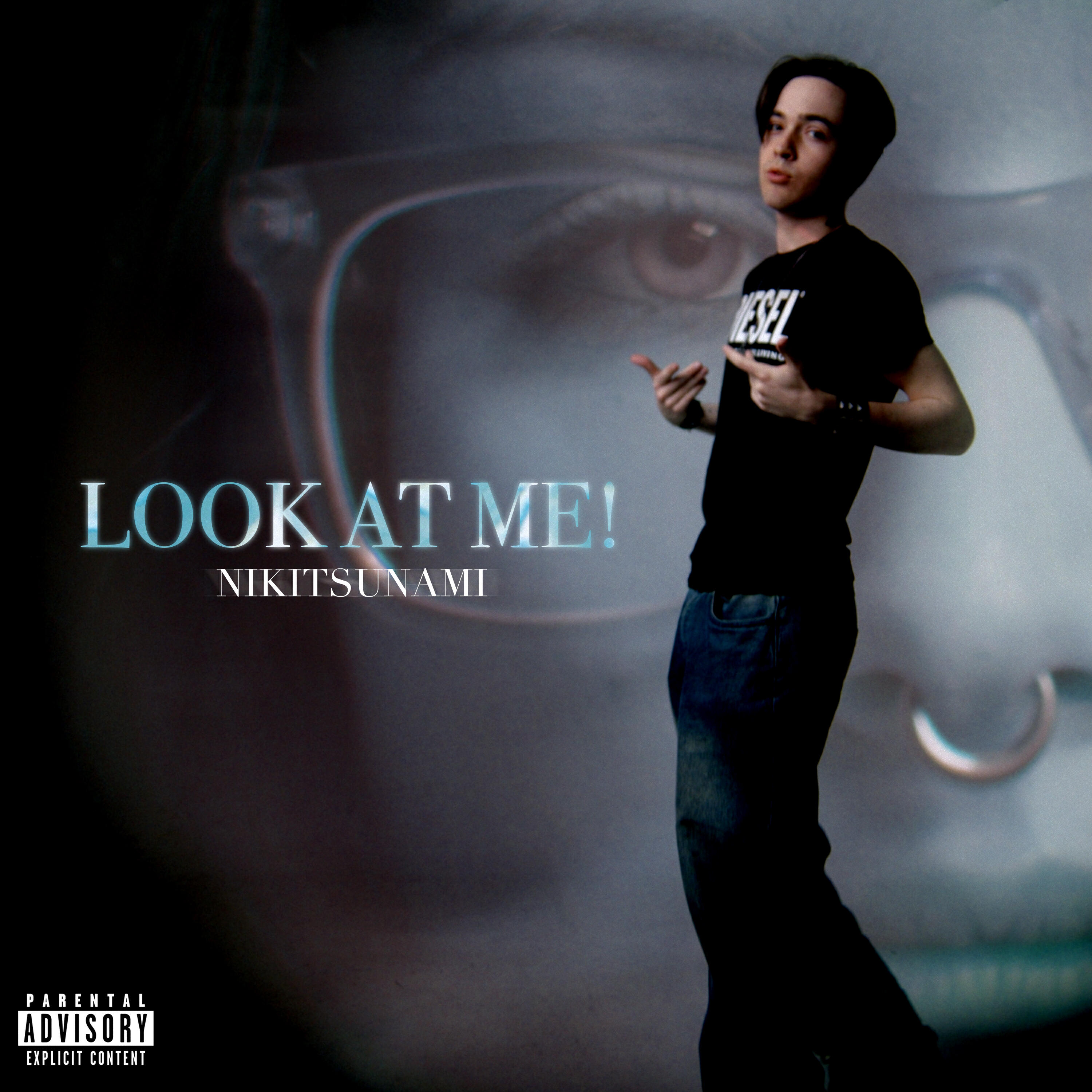 Релиз LOOK AT ME!