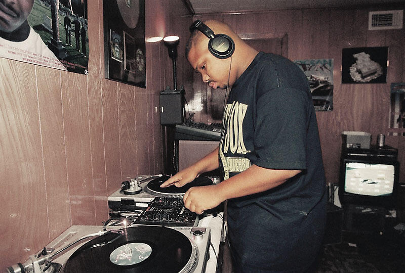 DJ Screw - слушать песни онлайн бесплатно на Zvuk.com, музыка в