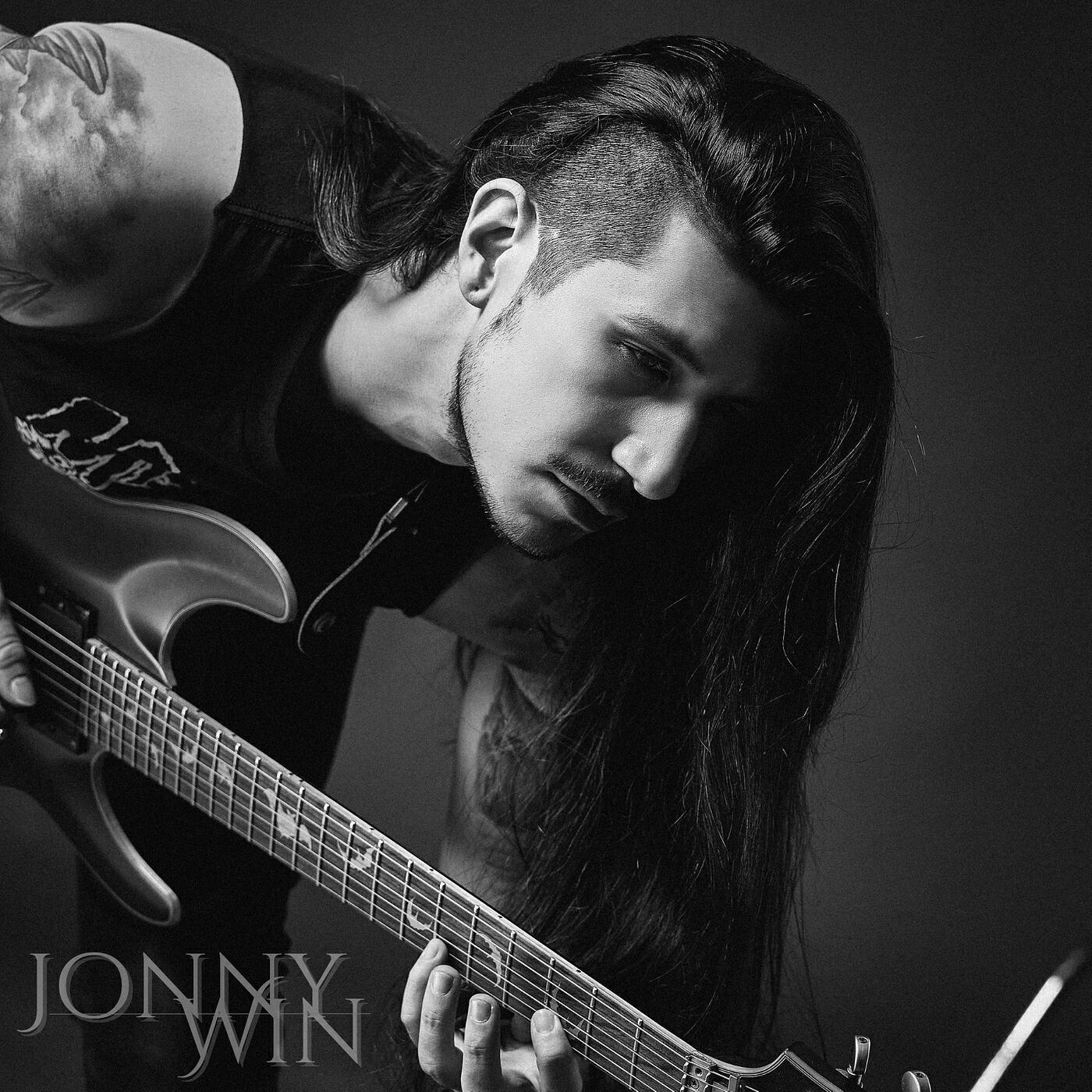 Jonny Win
