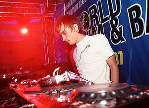 DJ Zoo