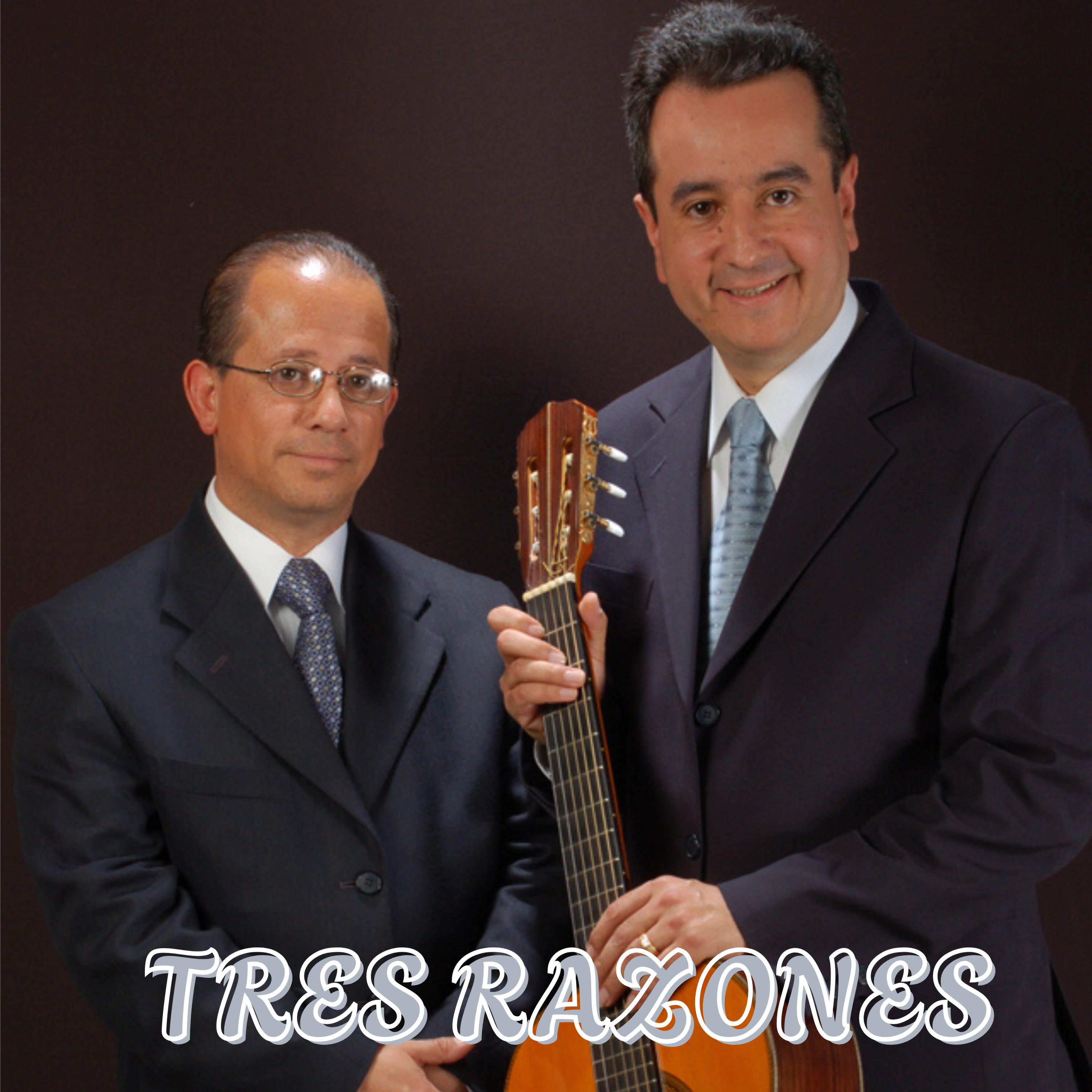 Релиз Tres Razones